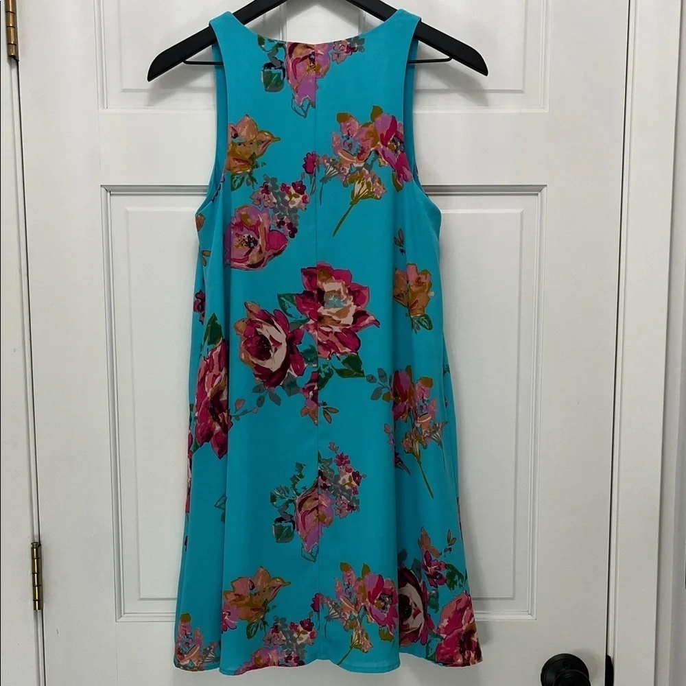 Everly Turquoise Blue and Pink Floral Sheath Sleeveless Mini Dress - Size Small